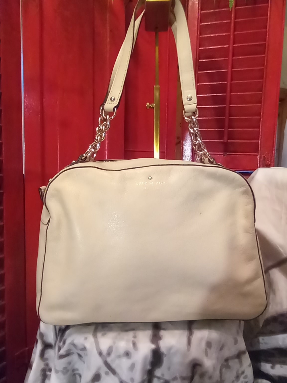 kate spade Cream Leather Shoulder Bag with Gold Chain Accents
